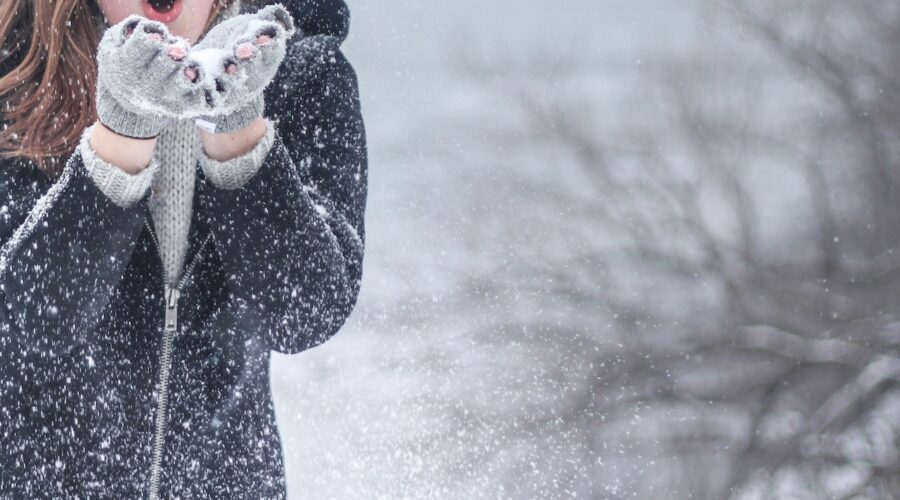 Rękawiczki damskie hurt – praktyczne i eleganckie