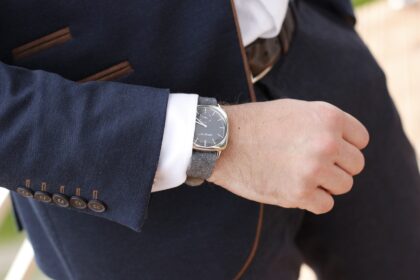 Jak wybrać doskonały zegarek męski na prezent